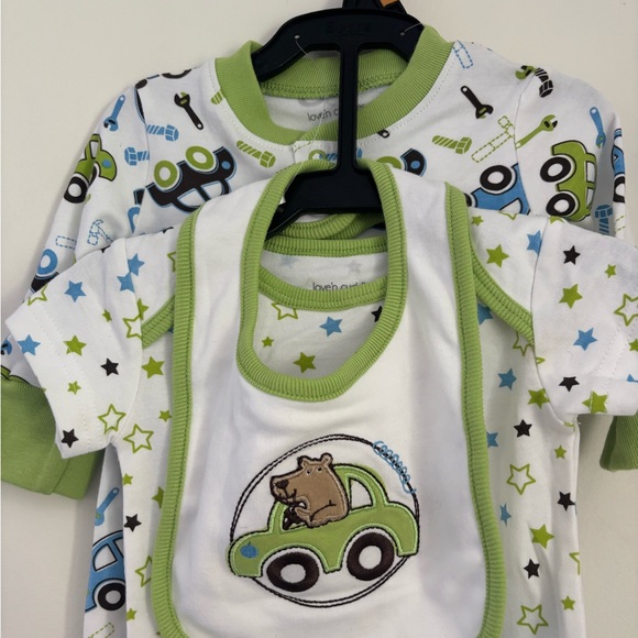 3 month old onesie set - Picture 2 of 5